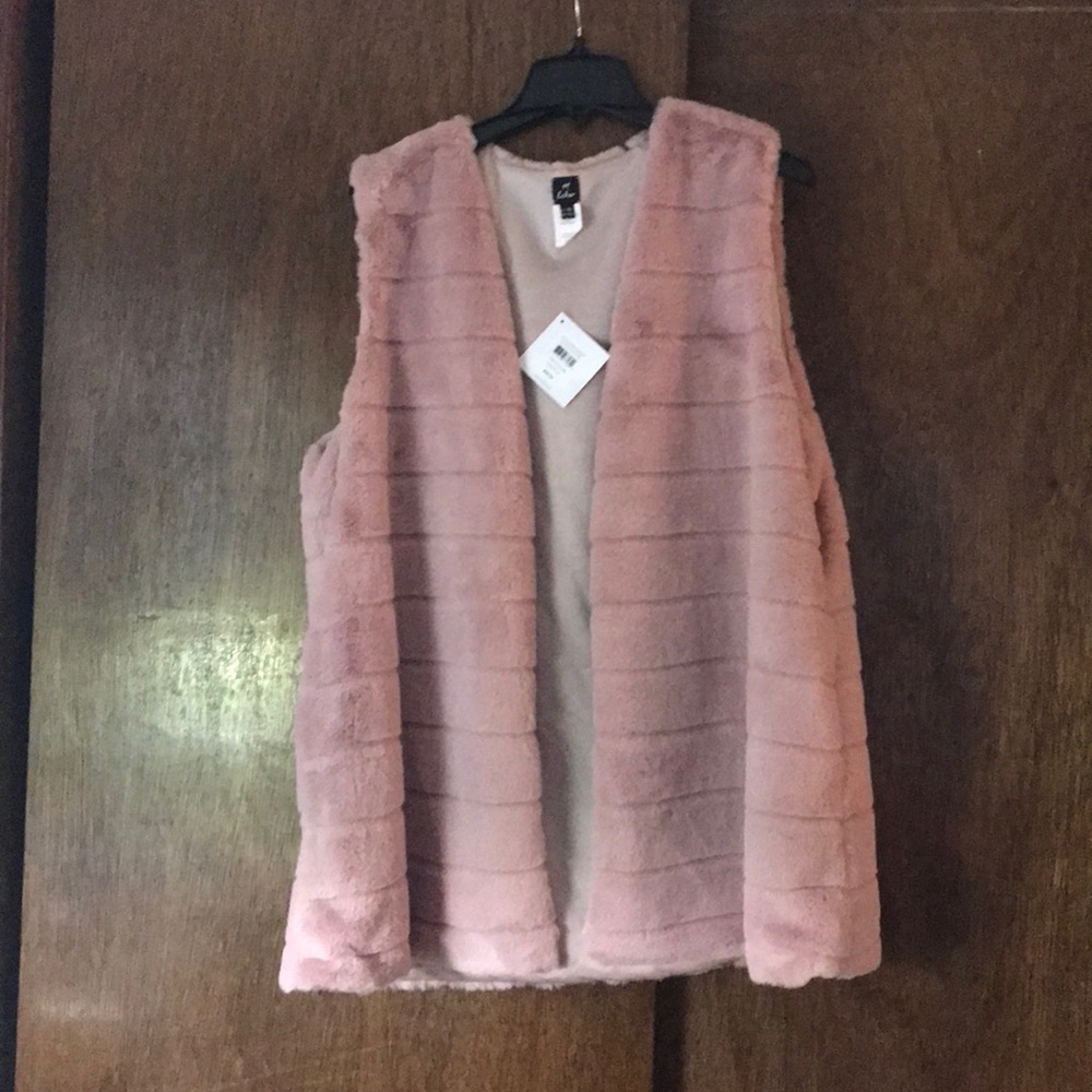 Faux fur vest Oprah Fav 1 in M/L 1 L/XL by Echo